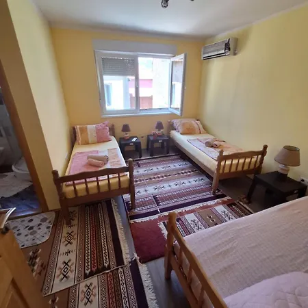 Nensi Mostar